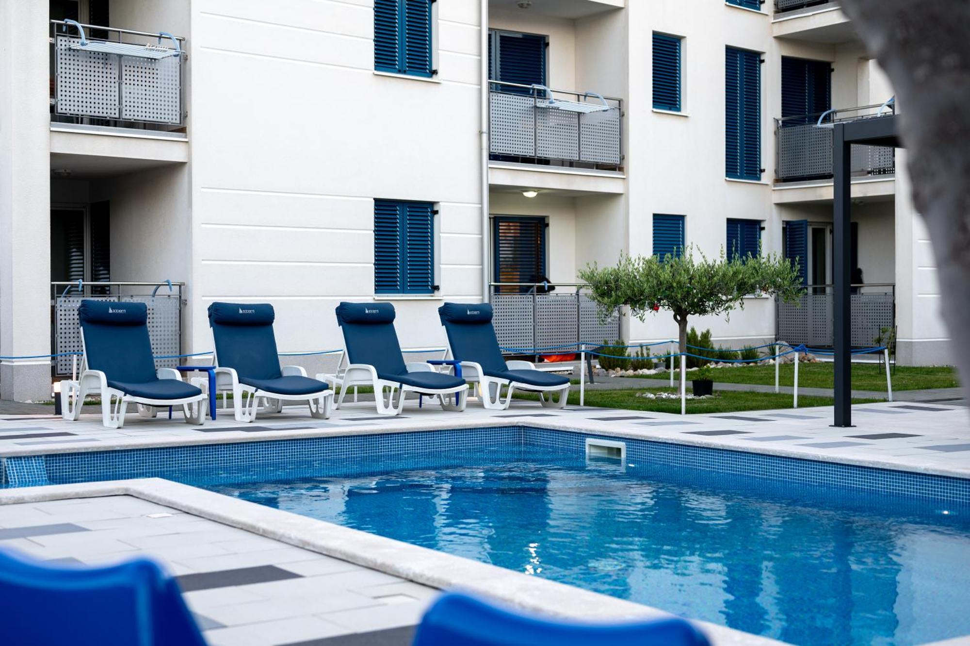 Adorami Apartments Baska  Ngoại thất bức ảnh