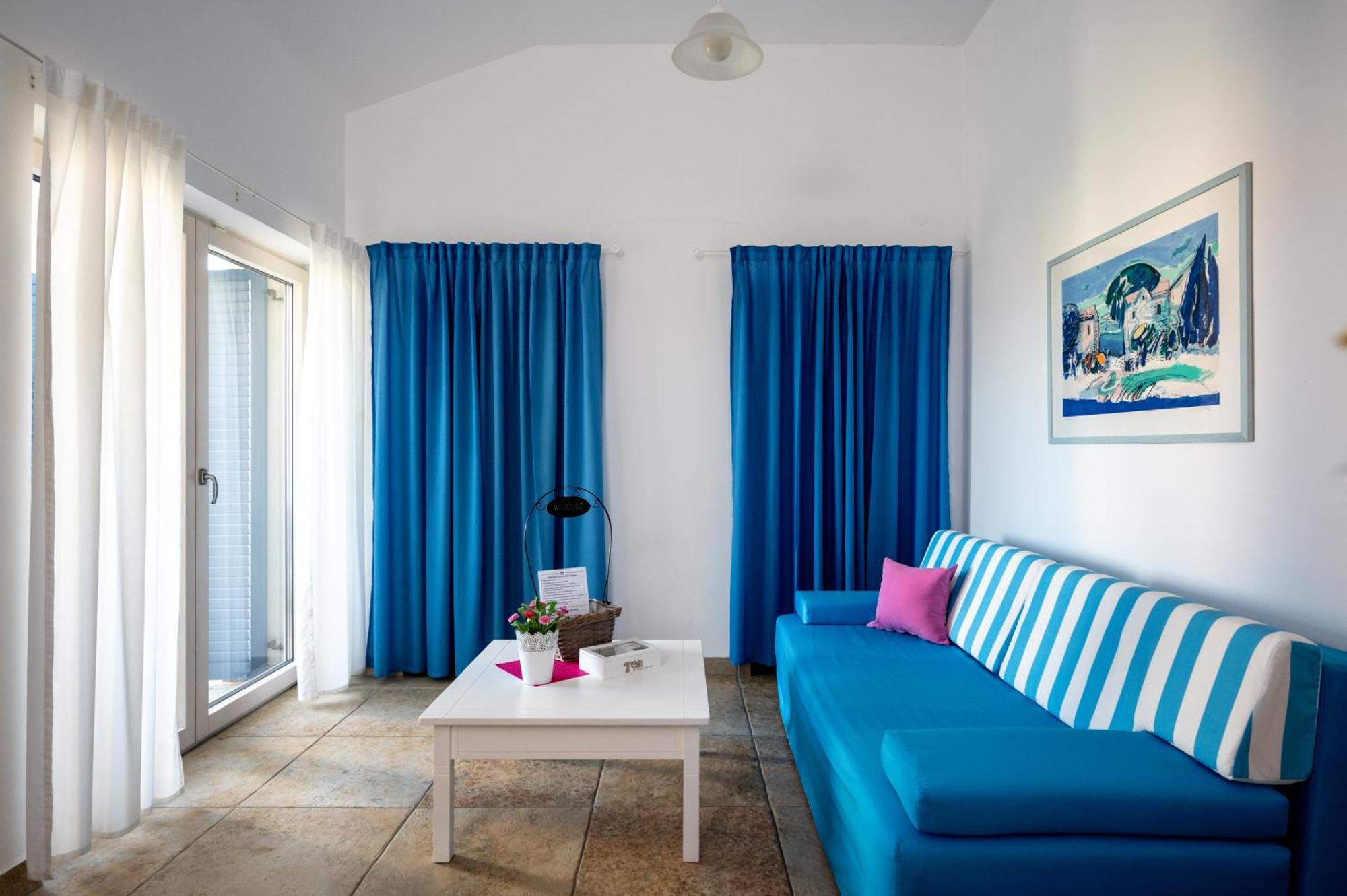 Adorami Apartments Baska  Phòng bức ảnh